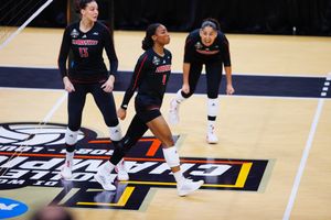 Image post by @LouisvilleVB on Twitter