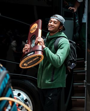 Image post by @hawaiimvb on Instagram