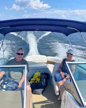 Image post by @charlotteskiboats on Facebook