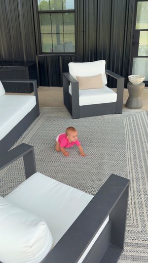 Video post by @sabrinanoellee on Instagram