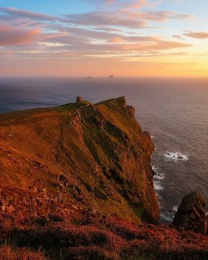Image post by @thewildatlanticway on Instagram