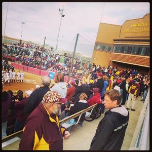 Image post by @gophersoftball on Instagram