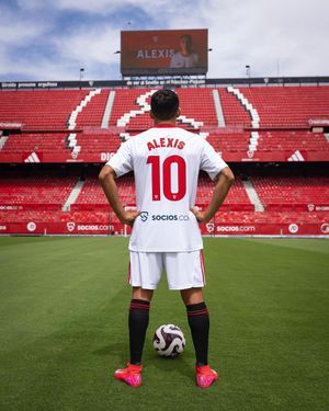 Video post by @sevillafc on TikTok