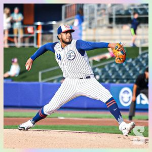 Image post by @syracusemets on Instagram