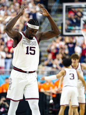 Image post by @rjayfoto on Instagram