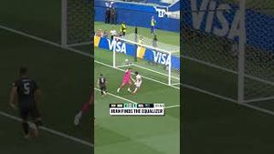 Video post by @FOX Soccer on YouTube