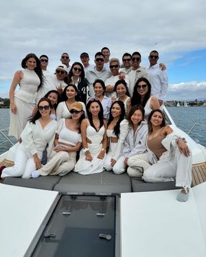 Image post by @alazay_official on Instagram