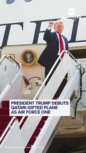 Video post by @abcnewslive on TikTok