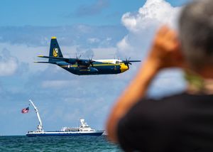 Image post by @usnavyblueangels on Instagram