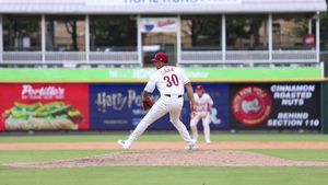 Video post by @Sgf_Cardinals on Twitter
