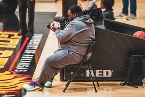 Image post by @taytapes870 on Instagram