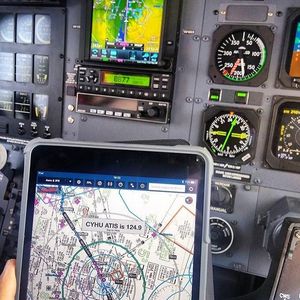 Image post by @foreflight on Instagram
