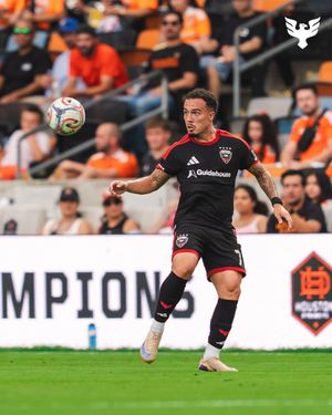 Image post by @dcunited on Twitter/X