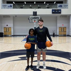 Image post by @theofficialcoacht on Instagram