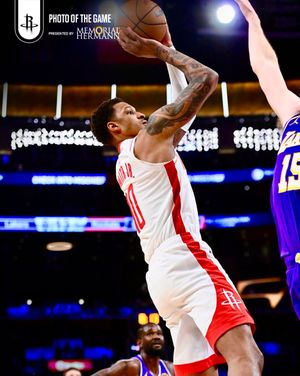Image post by @HoustonRockets on Twitter