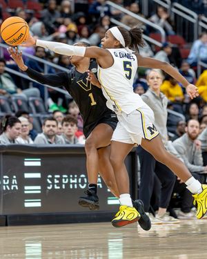 Image post by @umichwbball on Instagram