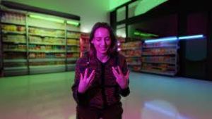 Video post by @hallietut on YouTube