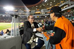 Image post by @clubnaranjeros on Instagram