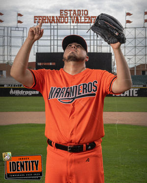 Image post by @clubnaranjeros on Instagram