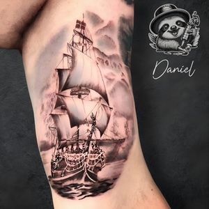 Image post by @whitesloth.tattoo on Instagram