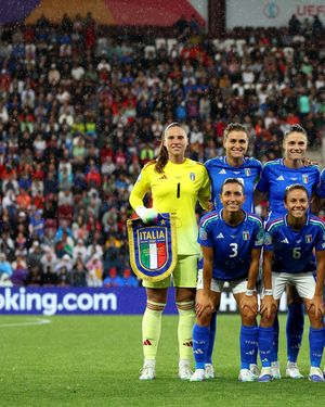 Image post by @azzurrefigc on Instagram