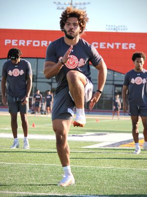 Image post by @utrgvfootball on Instagram