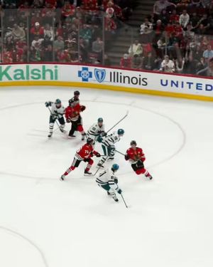 Video post by @NHLBlackhawks on Twitter