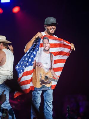 Image post by @lukebryan on Instagram