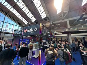 Image post by @gitlab on Twitter