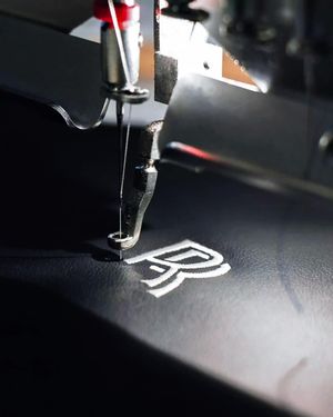Image post by @rollsroycecarsna on Instagram