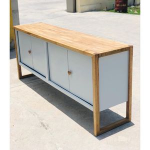 Image post by @woodworks_by_benks on Instagram