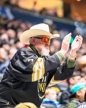 Image post by @vanwarriors on Instagram