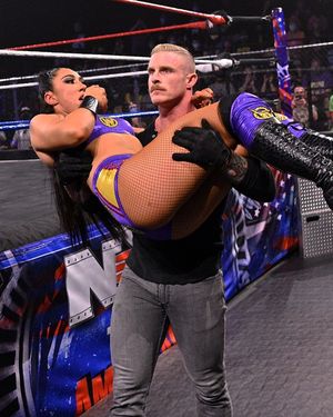 Image post by @wweonfox on Instagram