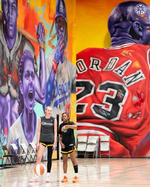 Image post by @la_sparks on Instagram