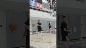 Video post by @stephcurry on YouTube