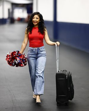 Image post by @texanscheerleaders on Instagram