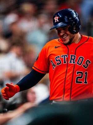 Image post by @astros on Instagram
