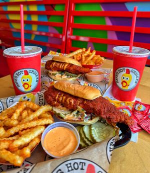 Image post by @daveshotchicken on Instagram