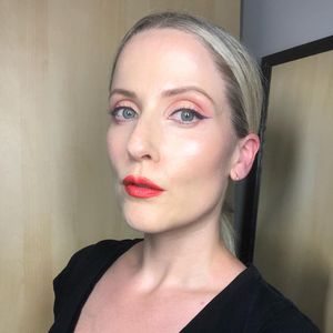 Image post by @carolinewatsonbeauty on Instagram