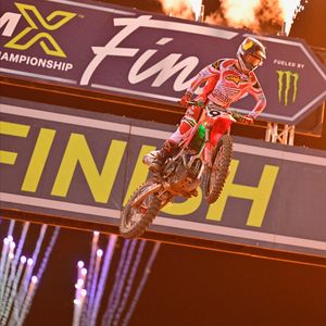 Image post by @supermotocross on Instagram