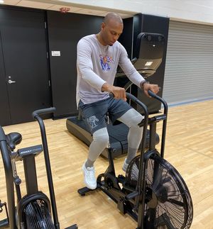 Image post by @iam1cent on Instagram