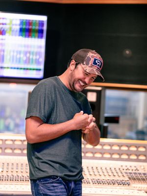 Image post by @lukebryan on Instagram