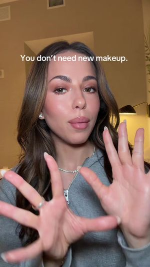 Video post by @anyaweitz on TikTok