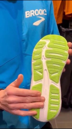 Video post by @brooksrunningde on Instagram