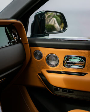 Image post by @rollsroycecarsna on Instagram