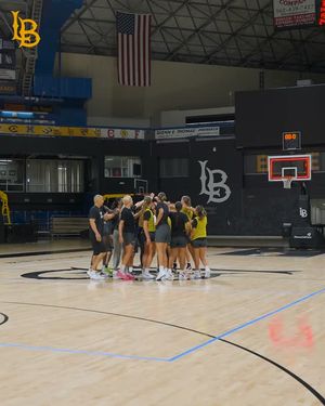Image post by @lbsuwbb on Instagram