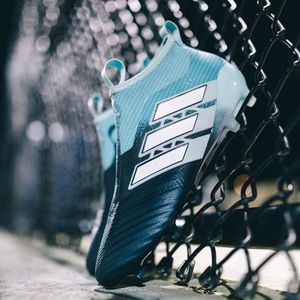 Image post by @soccerdotcom on Instagram