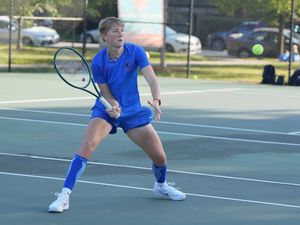 Image post by @DePaulWTEN on Twitter