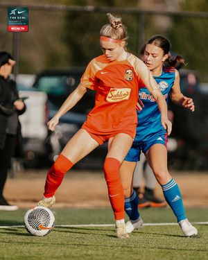 Image post by @ecnlgirls on Instagram