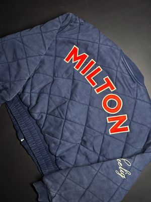 Image post by @jeaniusjackets on Instagram